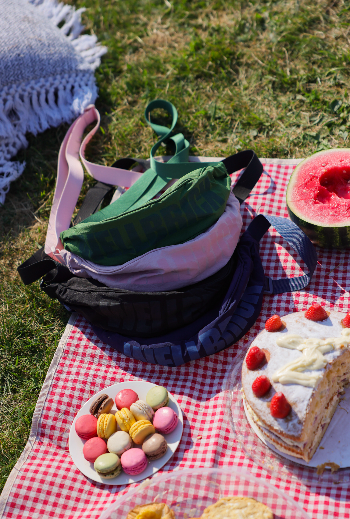 gender_mens gender_female